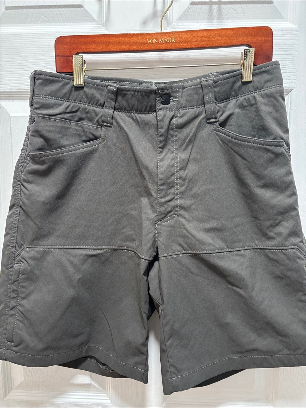 Wrangler Men's Gray Hybrid Shorts